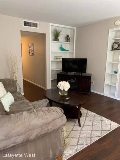 Main picture of Memorial Village Apartments