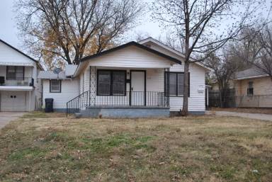 Main picture of 635 SE 31st St