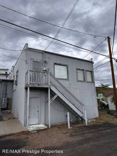 Main picture of 430B E Beale St