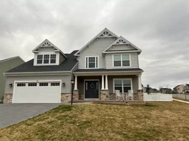 Main picture of 302 Florence Way