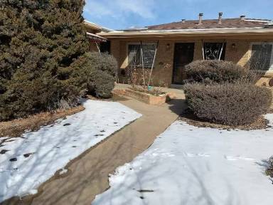 Main picture of 335 E Arkansas Ave