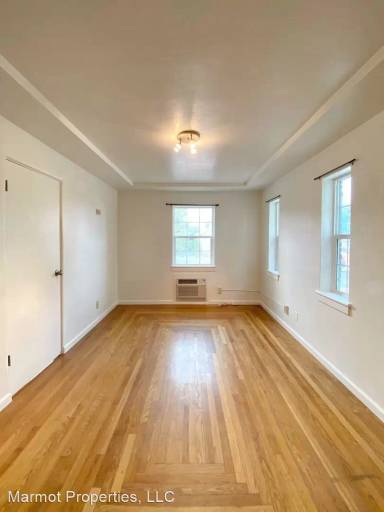 Main picture of 128 Caliente St