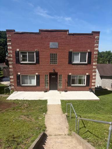 Main picture of 232 Sutherland Dr