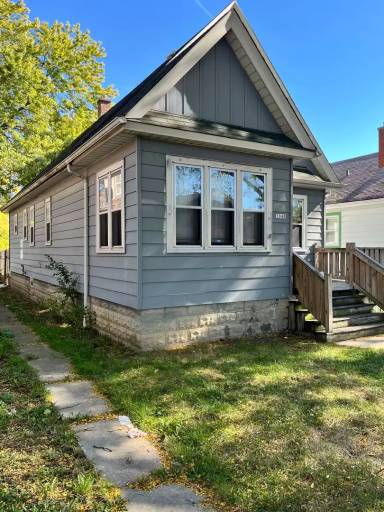 Main picture of 3048 N 59th St