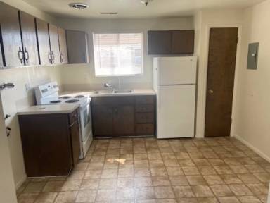 Main picture of 349 W 450 N