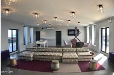 Main picture of 1033 W Loyola Apartments