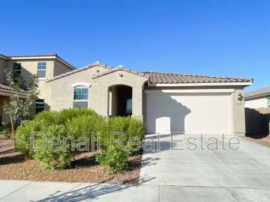 Main picture of 13358 N 173rd Ln
