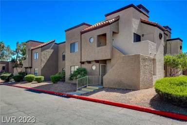 Main picture of 2963 Juniper Hills Blvd