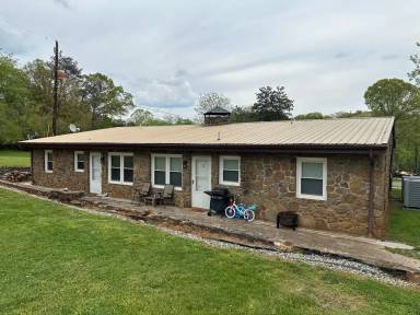 Main picture of 959 Timberlake Dr