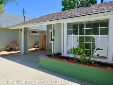 Main picture of 5655 Pembroke Ct