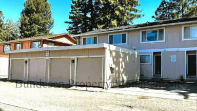 Main picture of 928 Civic Center Dr