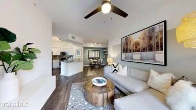 Main picture of 12461 Miramar Pkwy