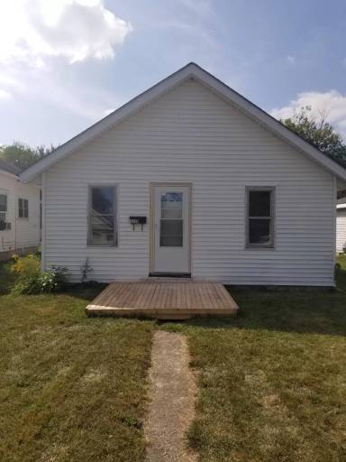 Main picture of 1233 S Calumet St