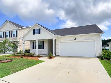 Main picture of 41 Jocassee Rd