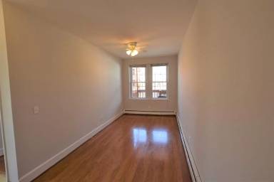 Main picture of 35 Glenridge Avenue - 8