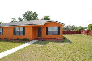 Main picture of 3178 N Ridge Rd