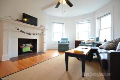 Main picture of 155 Coolidge St