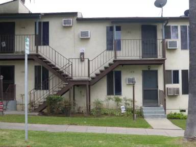 Main picture of 180 E Fillmore St