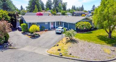 Main picture of 5914 N 32nd St