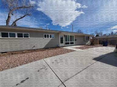 Main picture of 4613 N Weber St