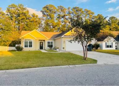 Main picture of 170 Sugar Mill Loop