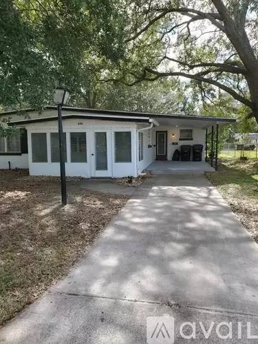 Main picture of 444 Palm St