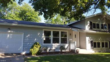 Main picture of 2424 Crestview Dr