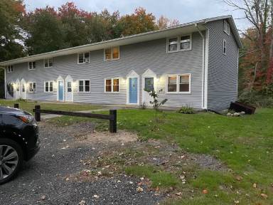 Main picture of 844 Exeter Rd