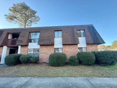 Main picture of 615 Carter Ln
