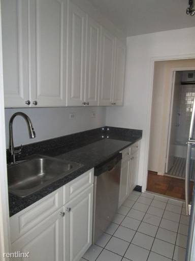 Main picture of 250 E 63rd St Apartments
