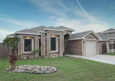 Main picture of 206 E Gabriella Ave