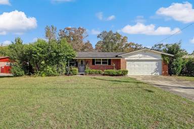 Main picture of 10525 Villanova Rd