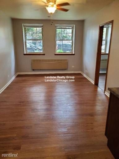 Main picture of 4031 N Kenmore Ave