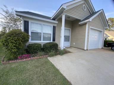 Main picture of 114 Fair Haven Way