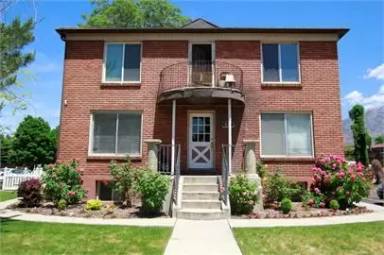 Main picture of 411 E 300 S