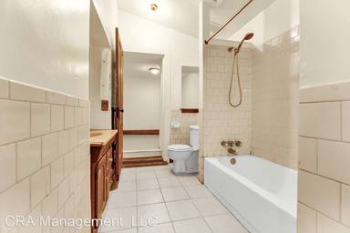Main picture of 111 E 23rd St
