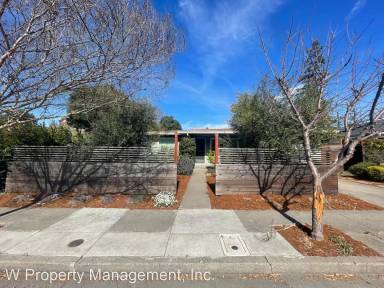 Main picture of 1937 Montgomery Dr