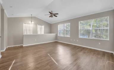 Main picture of 257 SE Kitching Cir