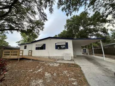 Main picture of 5444 Jericho Ave