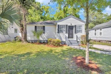 Main picture of 3129 Gilmore St
