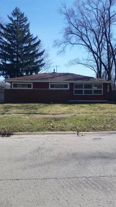 Main picture of 16205 Richmond Ave