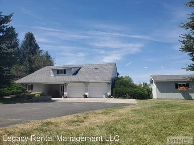 Main picture of 864 Hidden Estates Ln