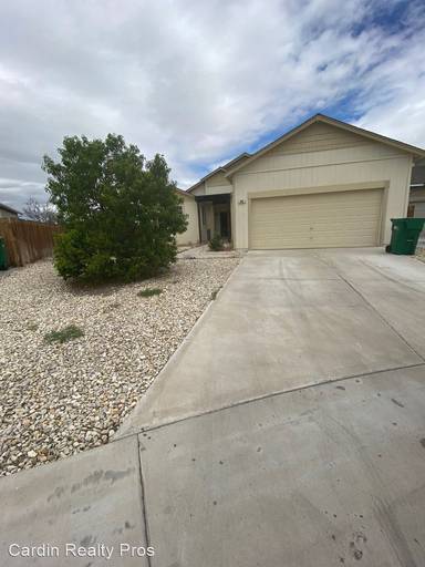 Main picture of 545 Quietwood Ct