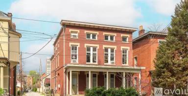 Main picture of 1240 S 1st St