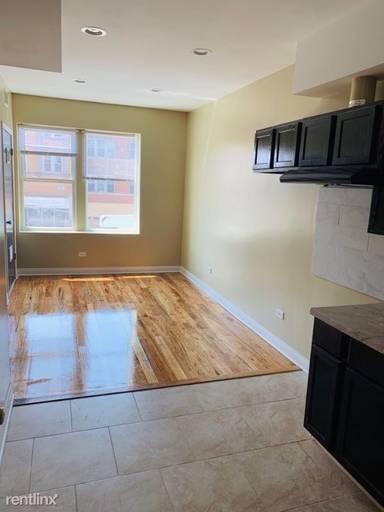 Main picture of 5646 W North Ave