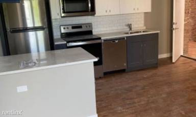 Main picture of 4225 S Drexel