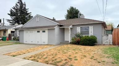 Main picture of 472 Taylor Ave