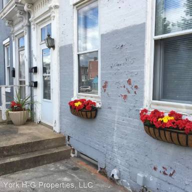 Main picture of 416 W Philadelphia St