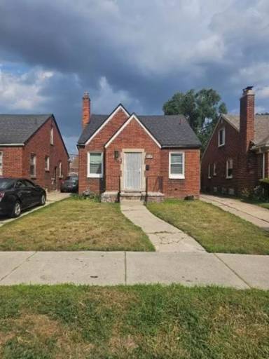 Main picture of 18278 Manor St