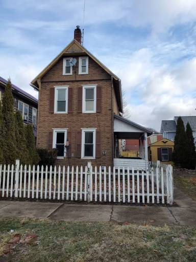 Main picture of 1606 Memorial Ave